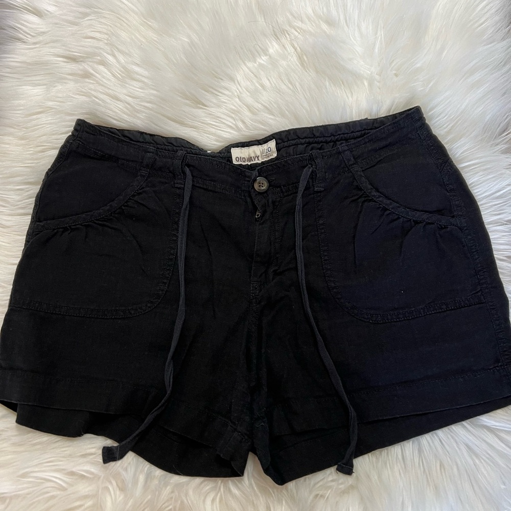 Old Navy Women's Black Cargo Shorts